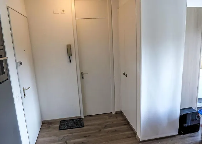 Golf Bellerive 76 By Interhome * קראנס-מונטנה